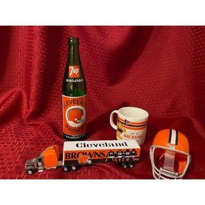 LOT OF CLEVELAND BROWNS COLLECTIBLES NFL TRUCK CUP